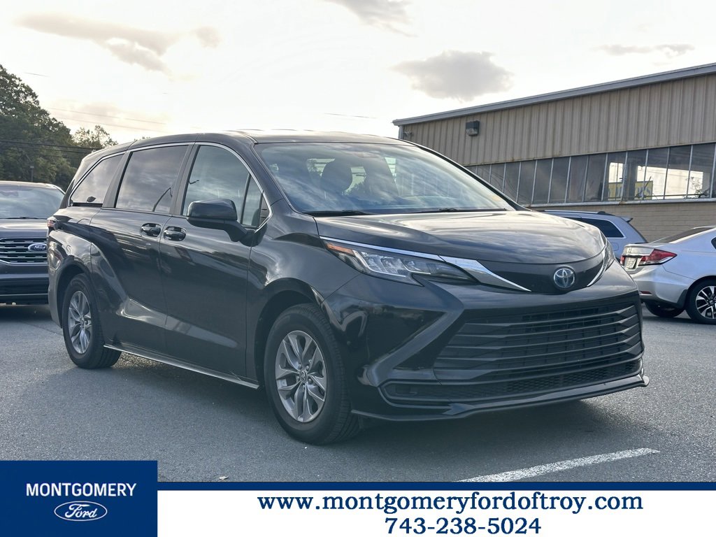 Used 2023 Toyota Sienna LE
