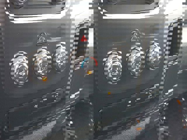 Used 2024 RAM 1500 Classic Warlock image 25