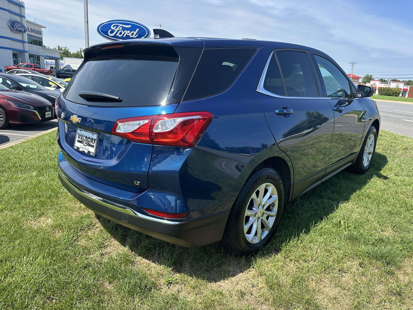 Used 2019 Chevrolet Equinox LT FWD image 6