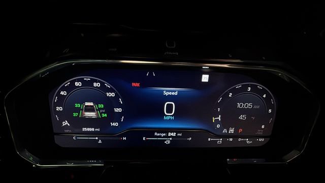 Used 2025 Chevrolet Silverado 1500 High Country image 11