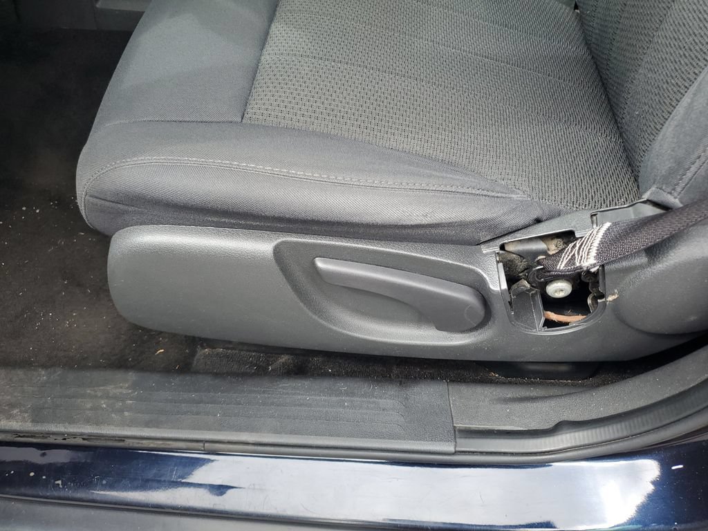 Used 2011 Dodge Nitro Heat AWD/4WD image 18