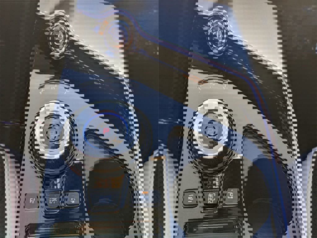 Used 2022 Kia EV6 GT-Line w/ GT-Line Suede Seat Package image 18