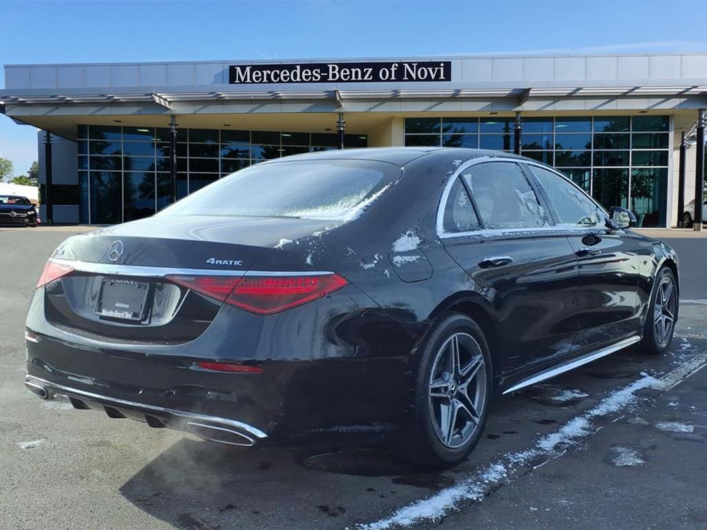 Used 2023 Mercedes-Benz S 580 4MATIC Sedan image 4
