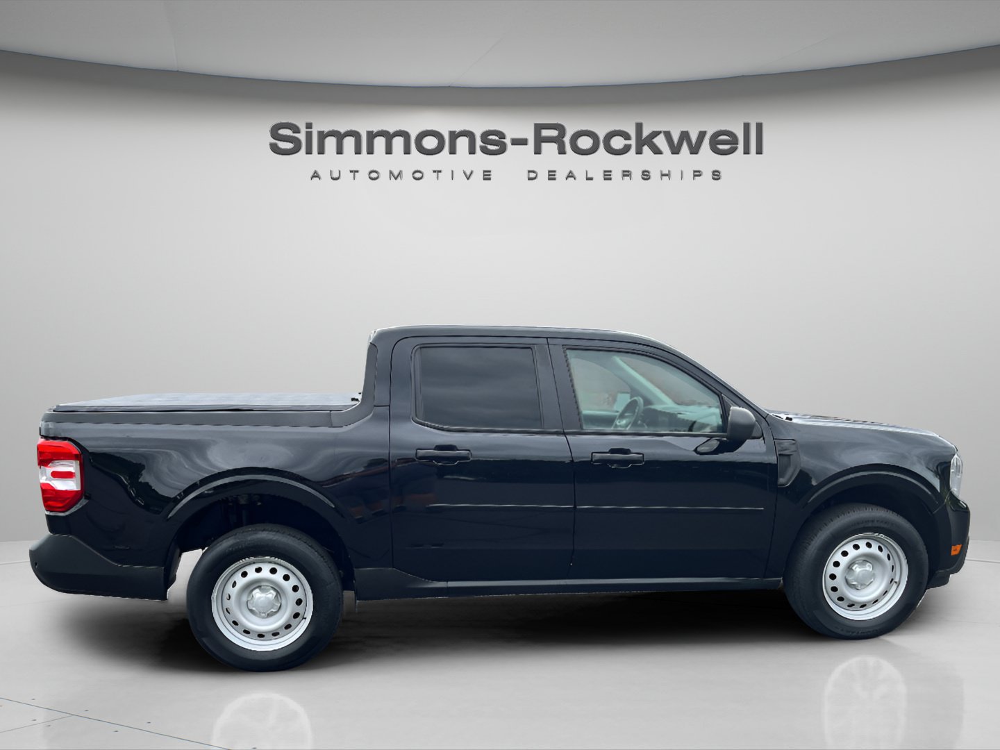Used 2022 Ford Maverick XL FWD image 6