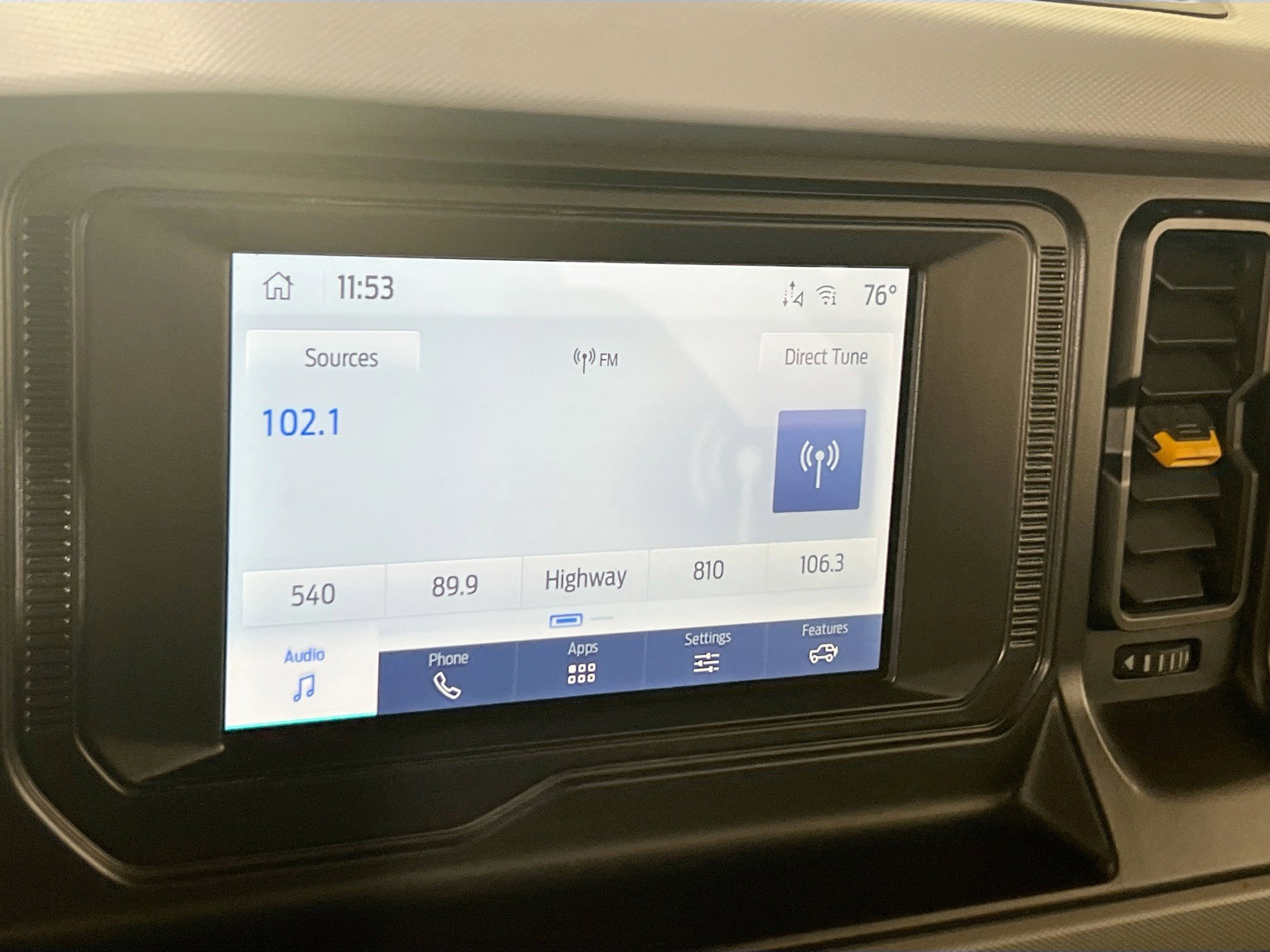 Used 2022 Ford Bronco Badlands image 14