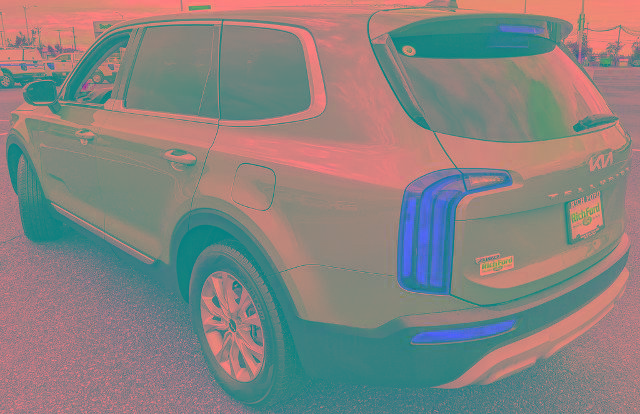 Used 2022 Kia Telluride LX AWD/4WD image 4