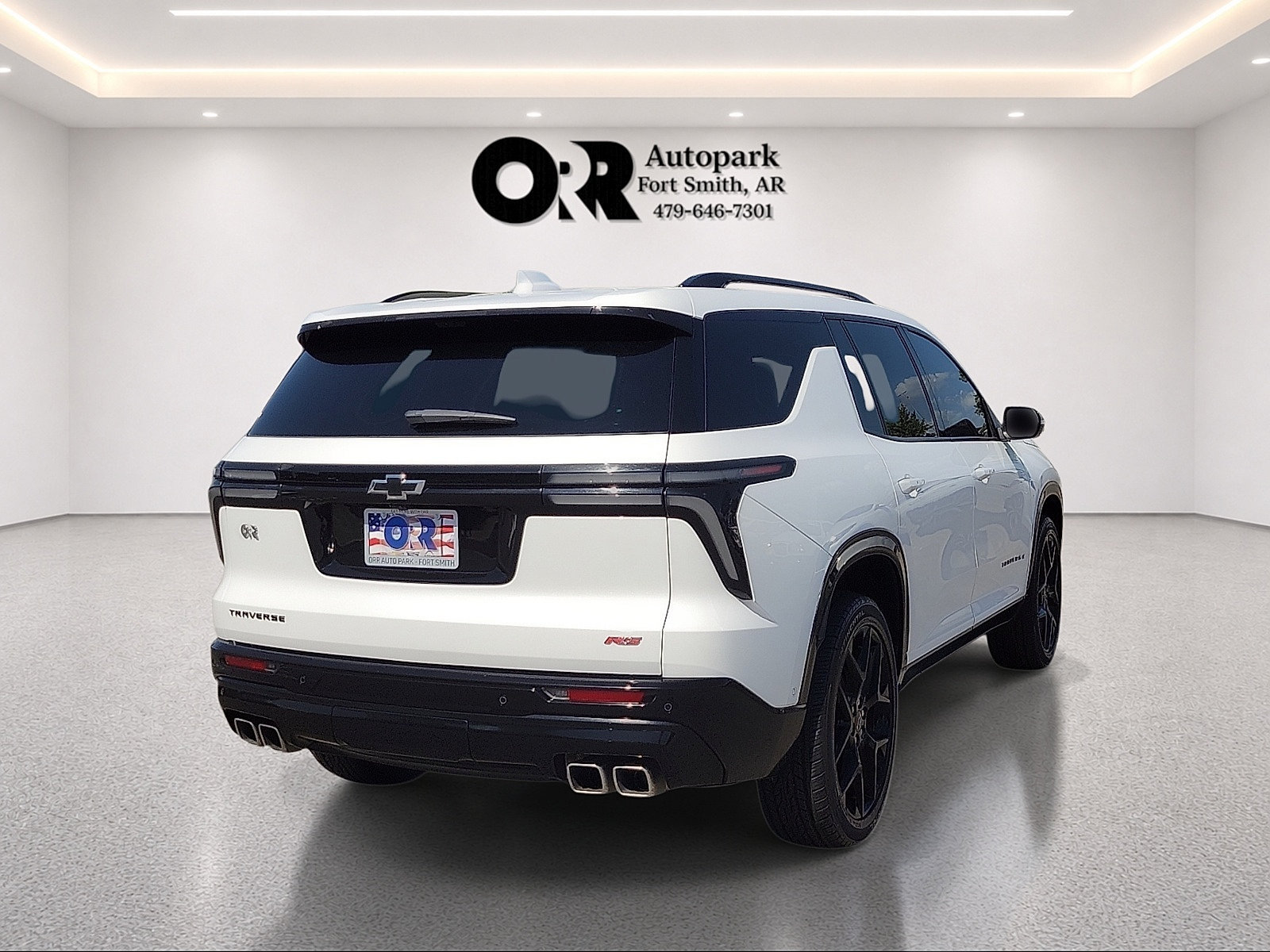 Used 2025 Chevrolet Traverse RS w/ LPO, Floor Liner Package FWD image 5