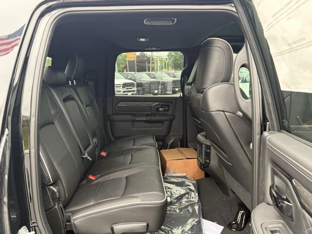 New 2026 RAM 3500 Limited AWD/4WD image 34