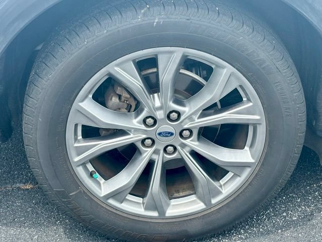 Used 2020 Ford Explorer XLT w/ Equipment Group 202A RWD image 29