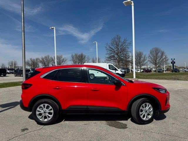 Certified 2024 Ford Escape Active image 9