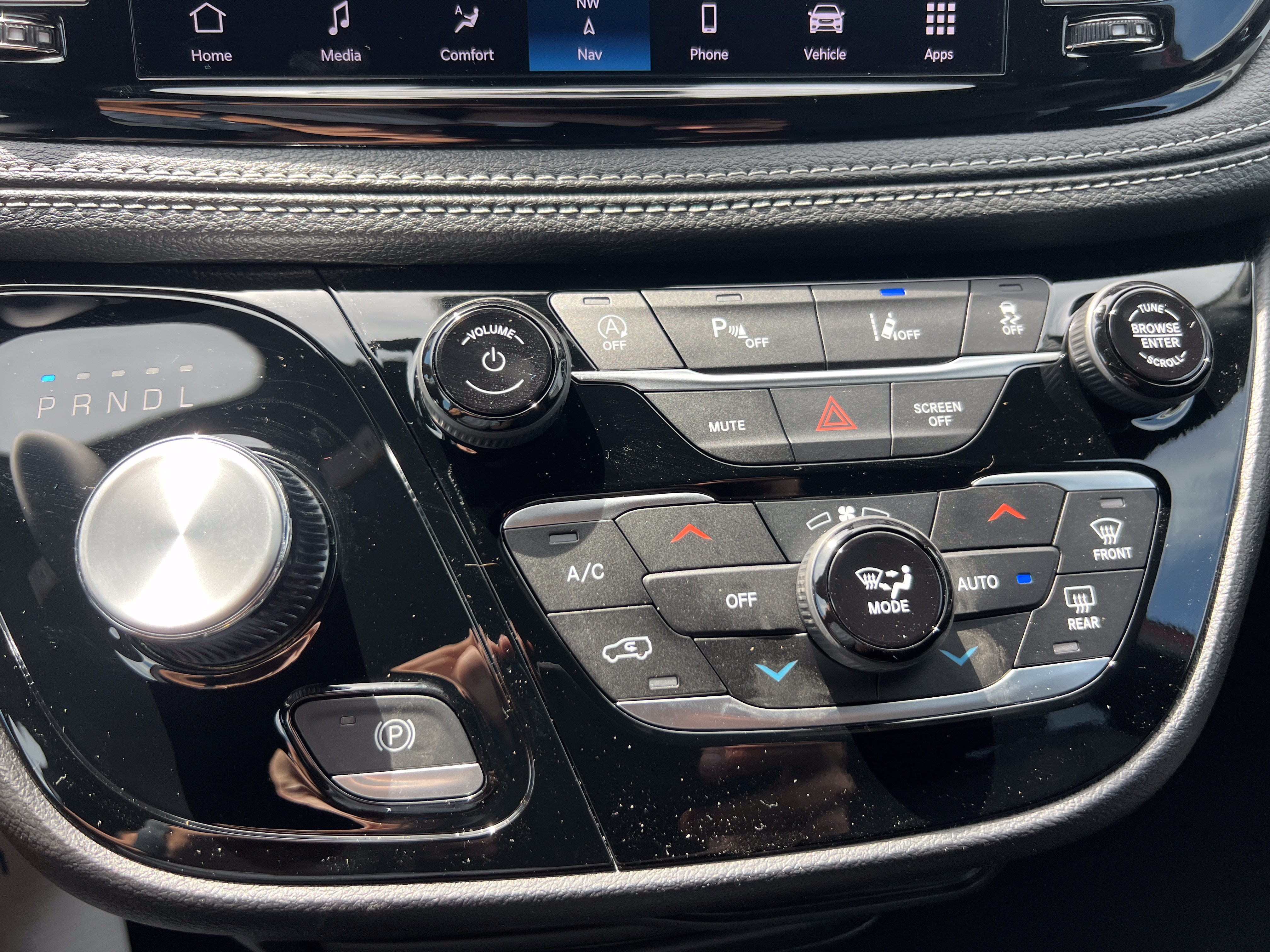 New 2027 Chrysler Pacifica Select FWD image 20