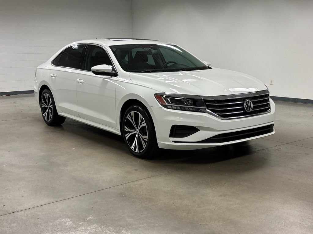 Used 2022 Volkswagen Passat 2.0T SE