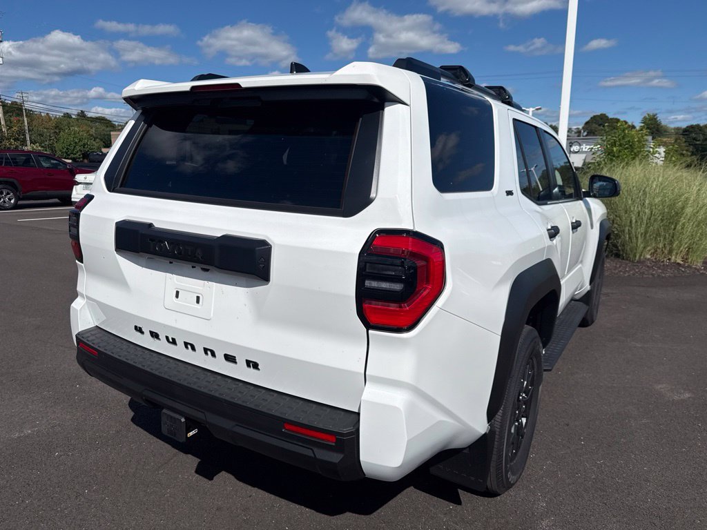 New 2026 Toyota 4Runner SR5 AWD/4WD image 10