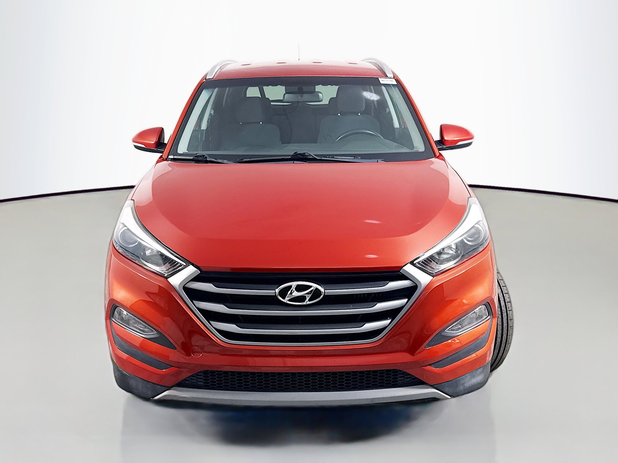 Used 2017 Hyundai Tucson Sport image 2