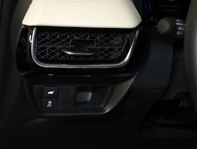 Certified 2025 Acura ADX A-Spec image 25