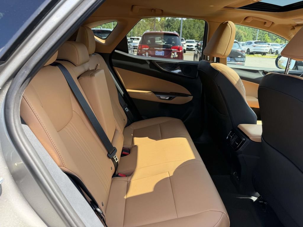 Used 2026 Lexus NX 350 AWD w/ Cold Area Package image 16