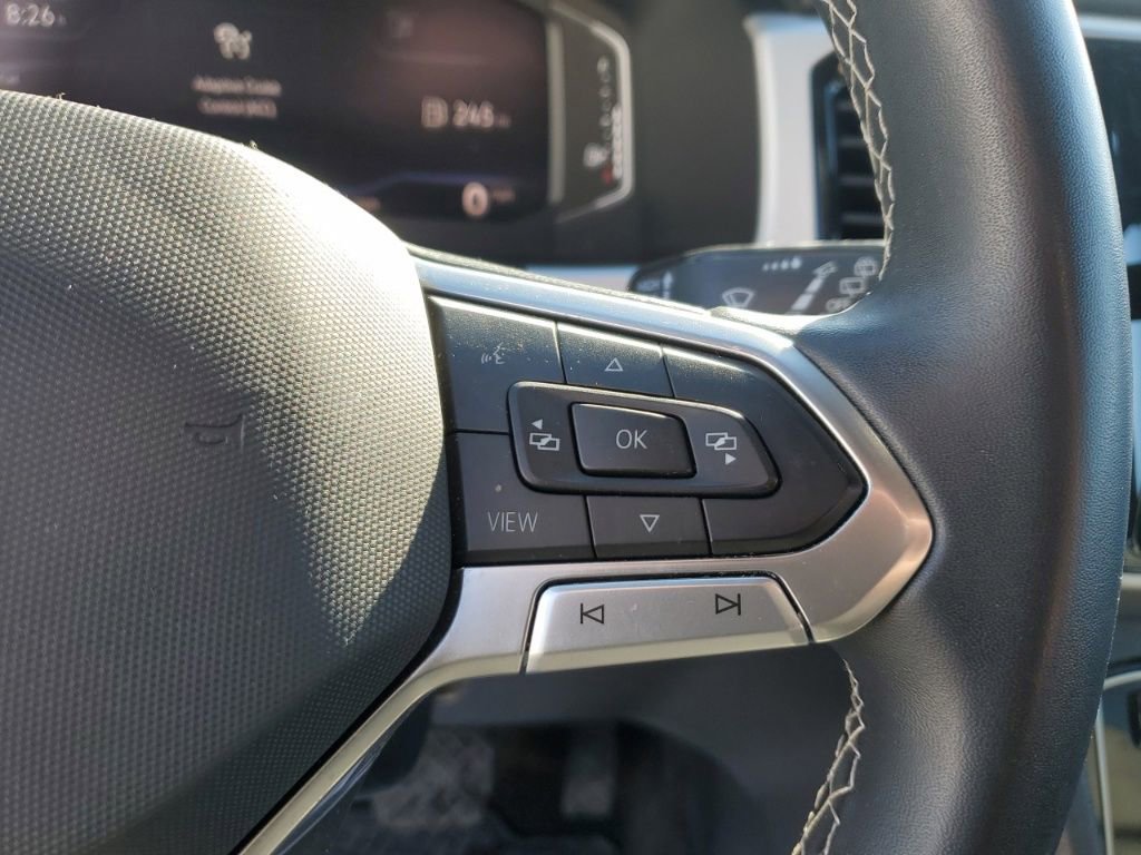 Used 2022 Volkswagen Atlas Cross Sport SE image 16