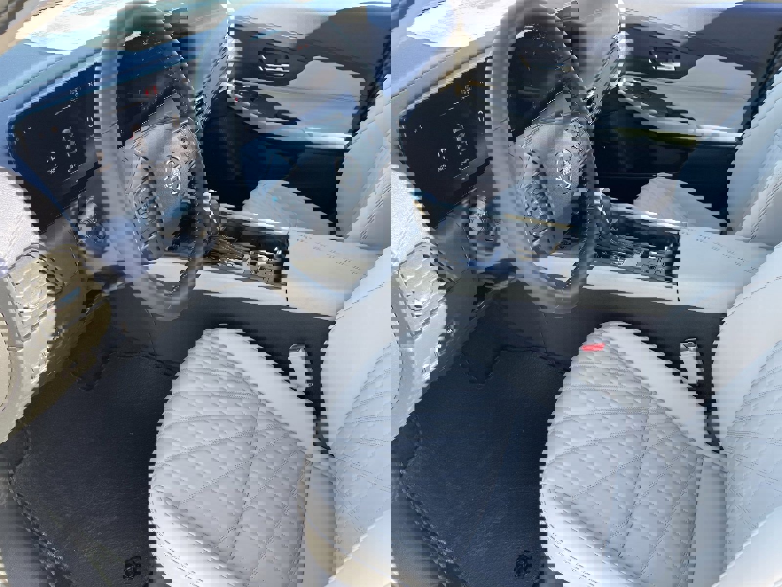 New 2026 Nissan Sentra SL w/ Floor Mat Package image 19