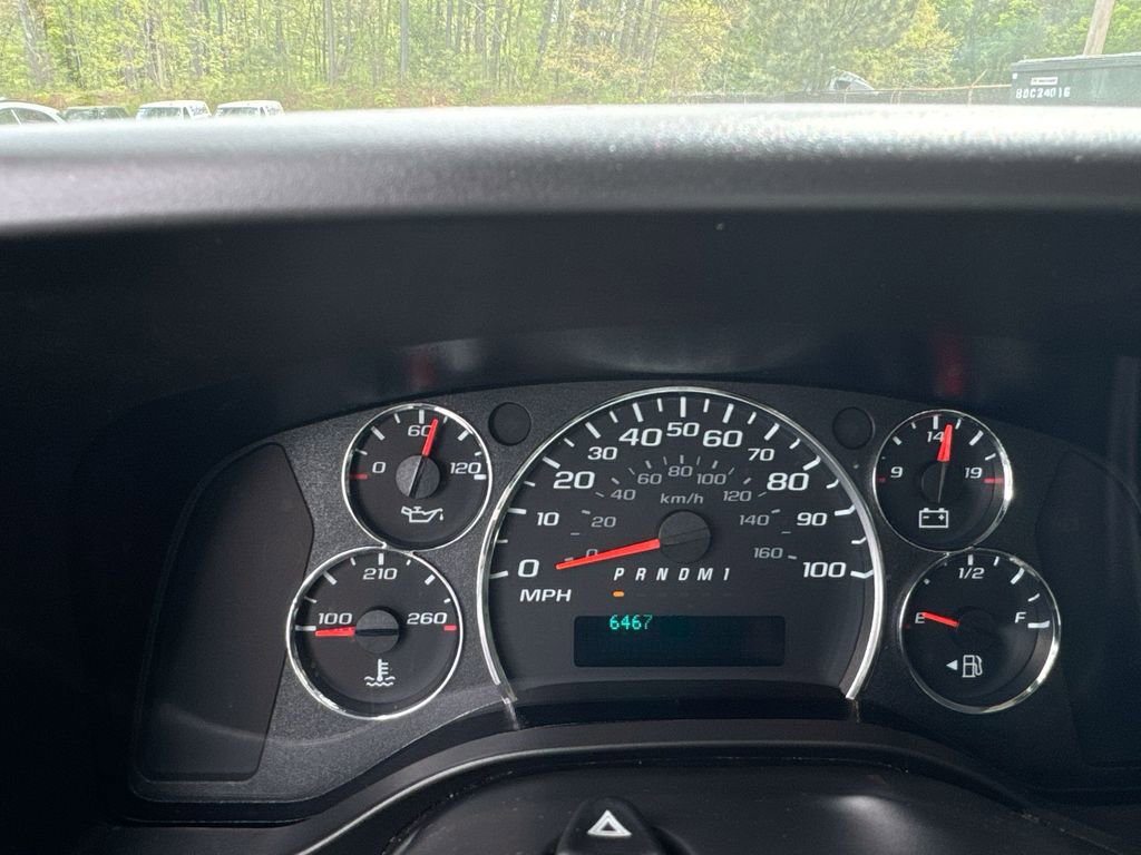 Used 2024 GMC Savana 2500 RWD image 20