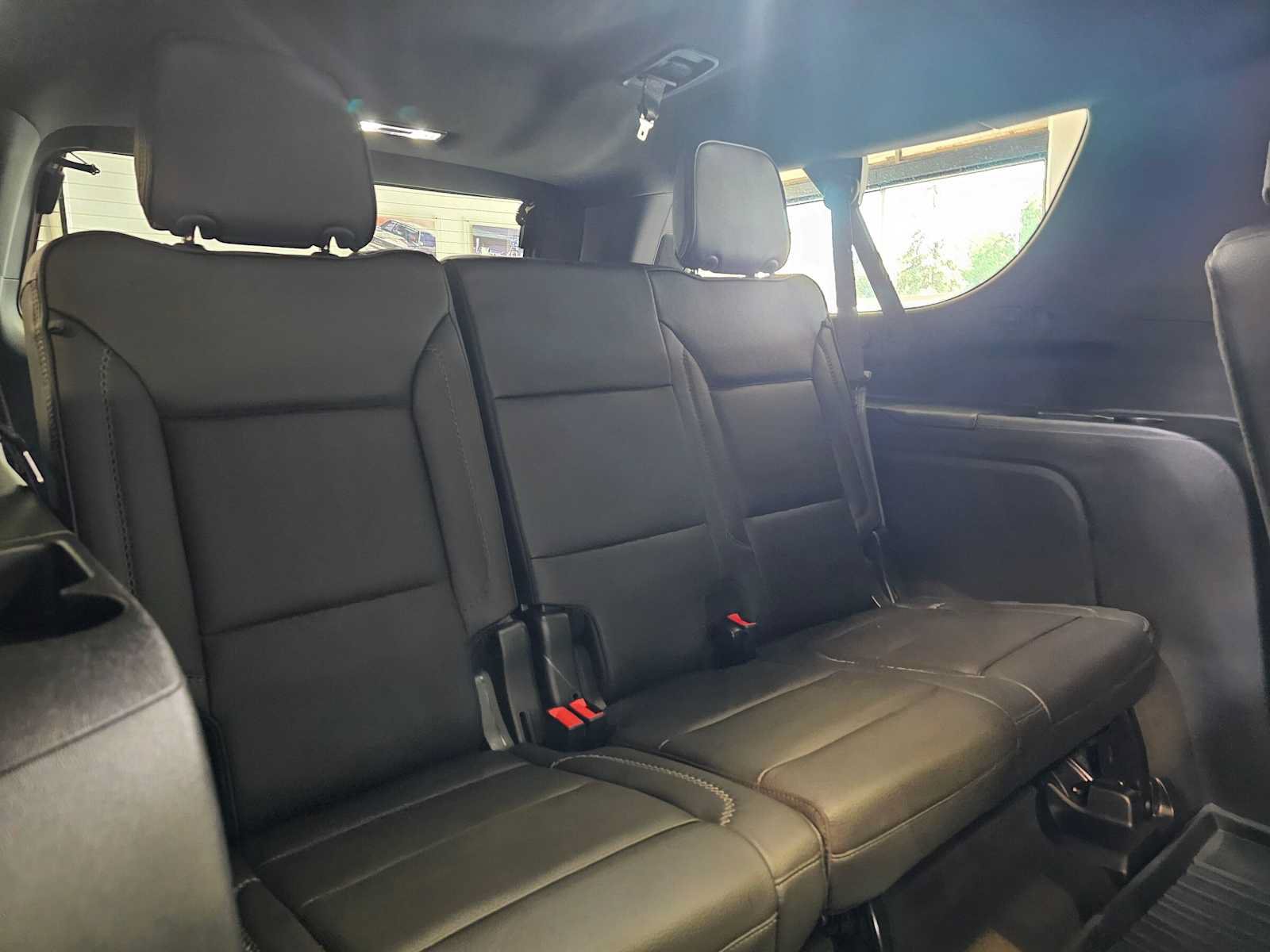 Used 2024 GMC Yukon XL Denali w/ Advanced Technology Package AWD/4WD image 14