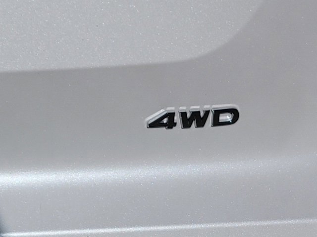 New 2025 Nissan Pathfinder SV image 11