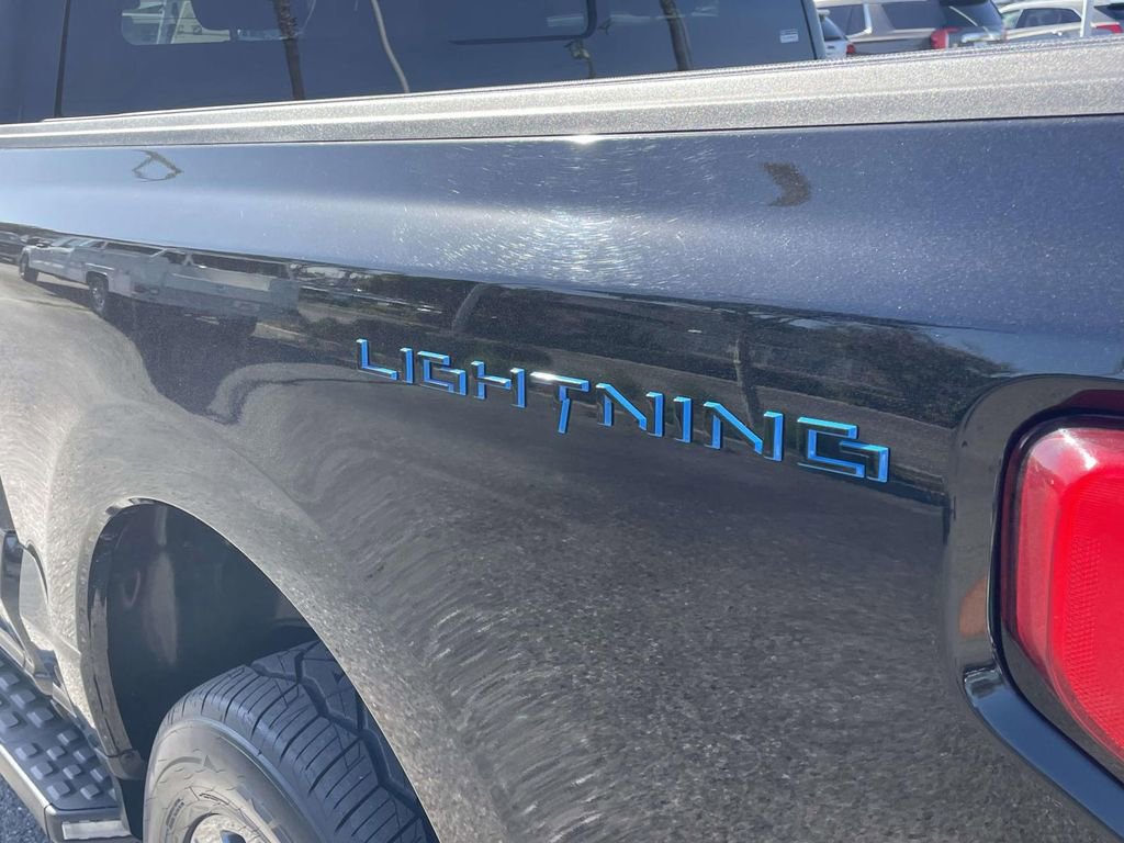 Certified 2022 Ford F150 Lightning Lariat image 9