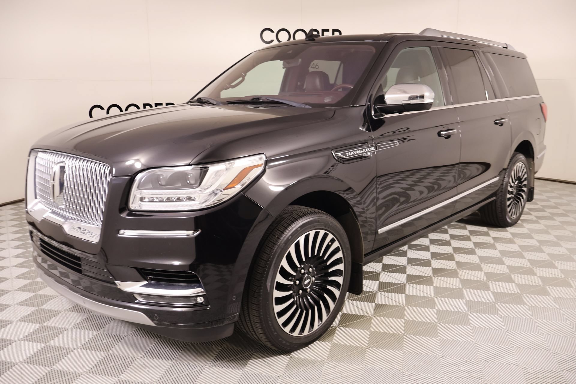 Used 2020 Lincoln Navigator L Black Label AWD/4WD image 11