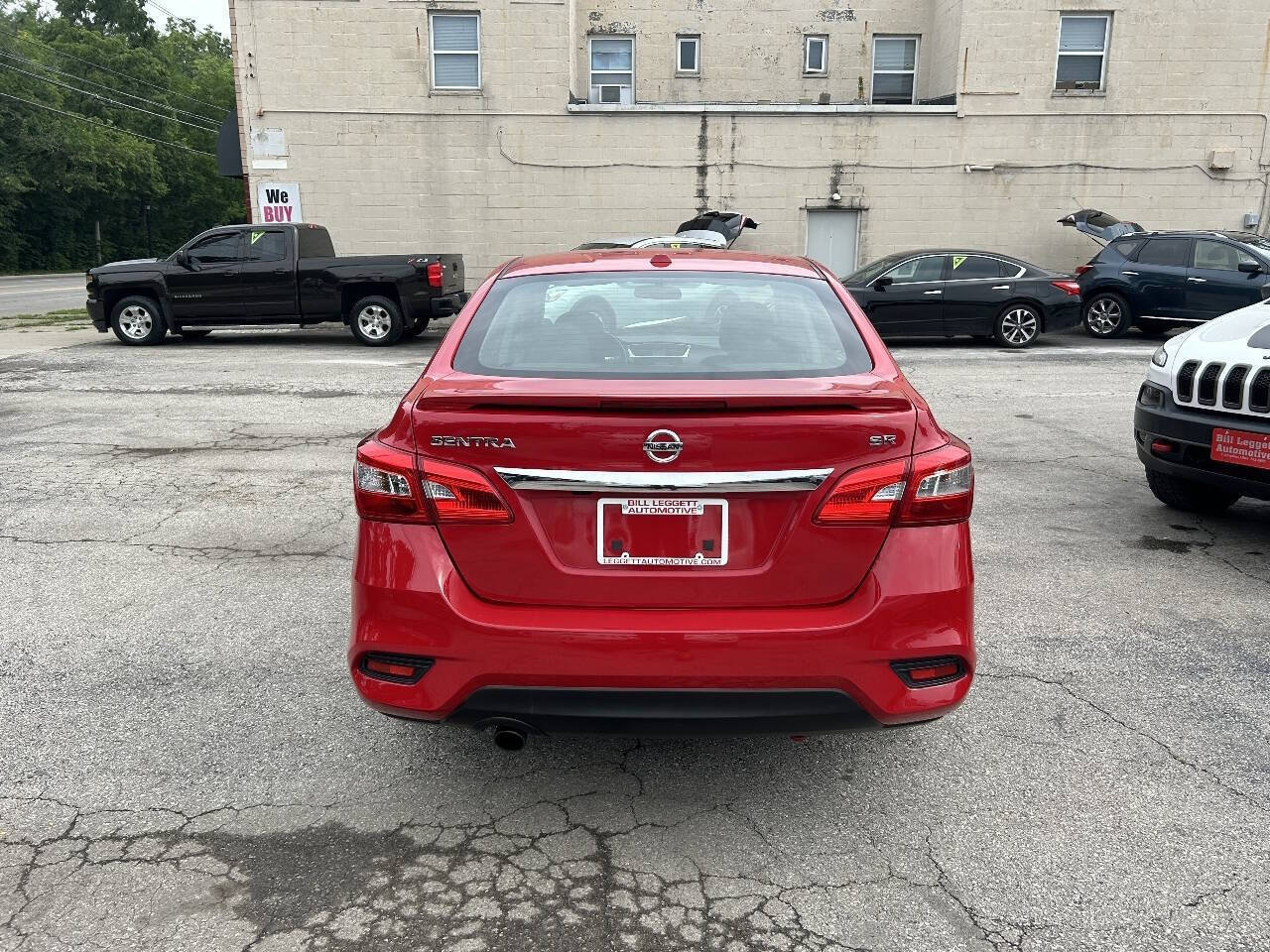 Used 2017 Nissan Sentra SR w/ Driver's Assist Package FWD image 11