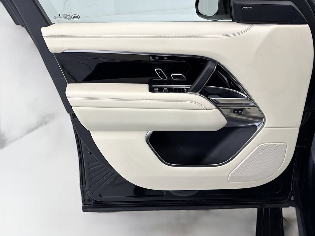 Certified 2023 Land Rover Range Rover SE AWD/4WD image 23