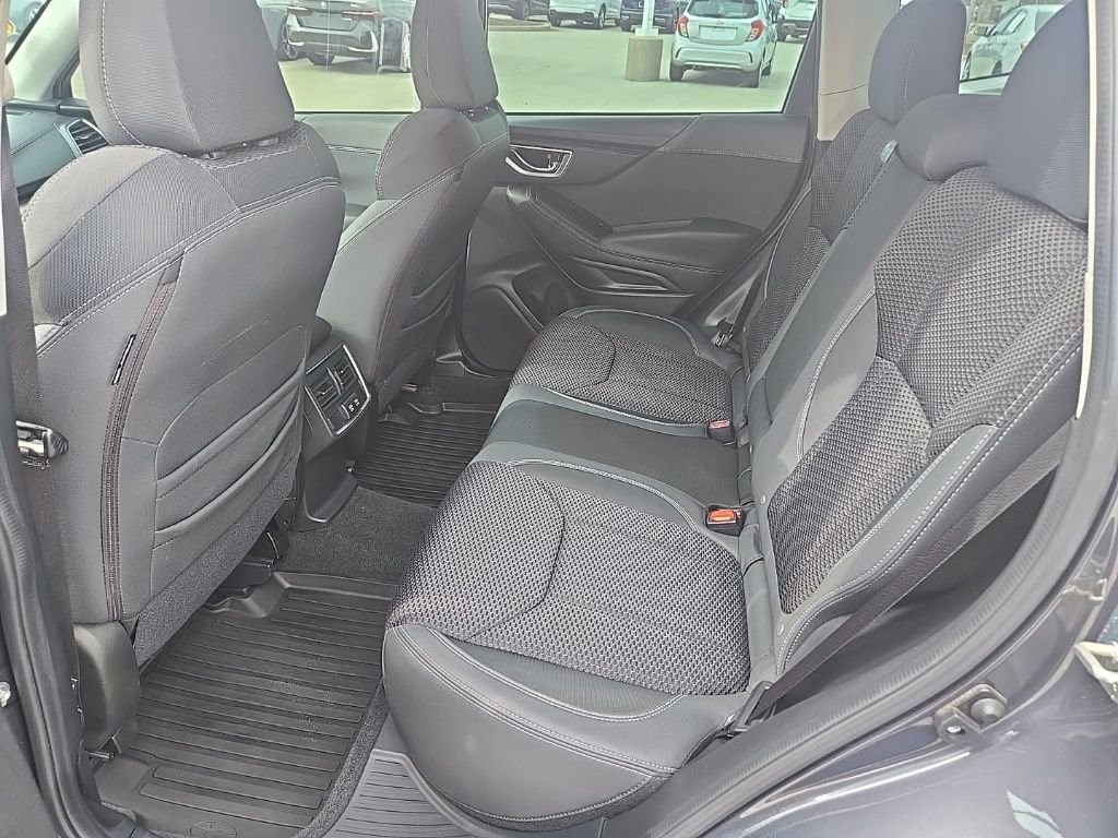 Used 2021 Subaru Forester Premium image 29