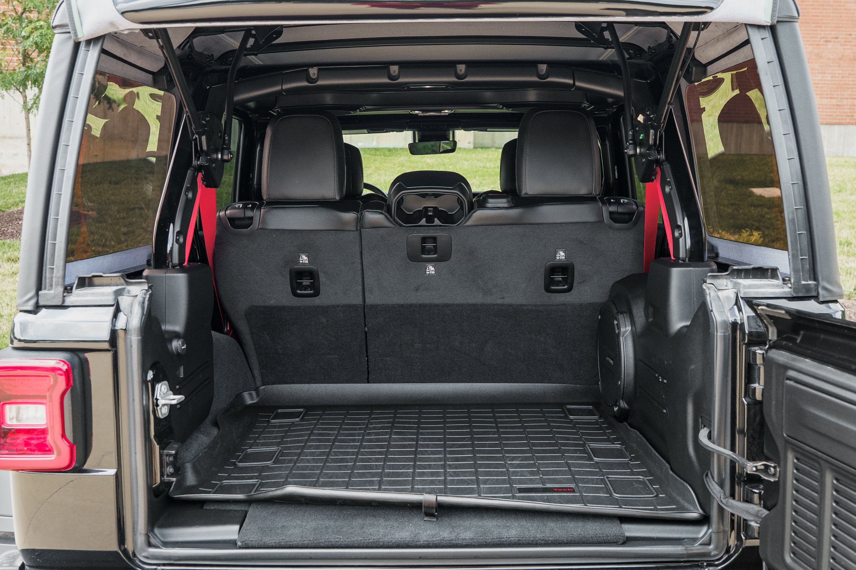 Used 2020 Jeep Wrangler Unlimited Rubicon w/ Quick Order Package 28Y Recon AWD/4WD image 26