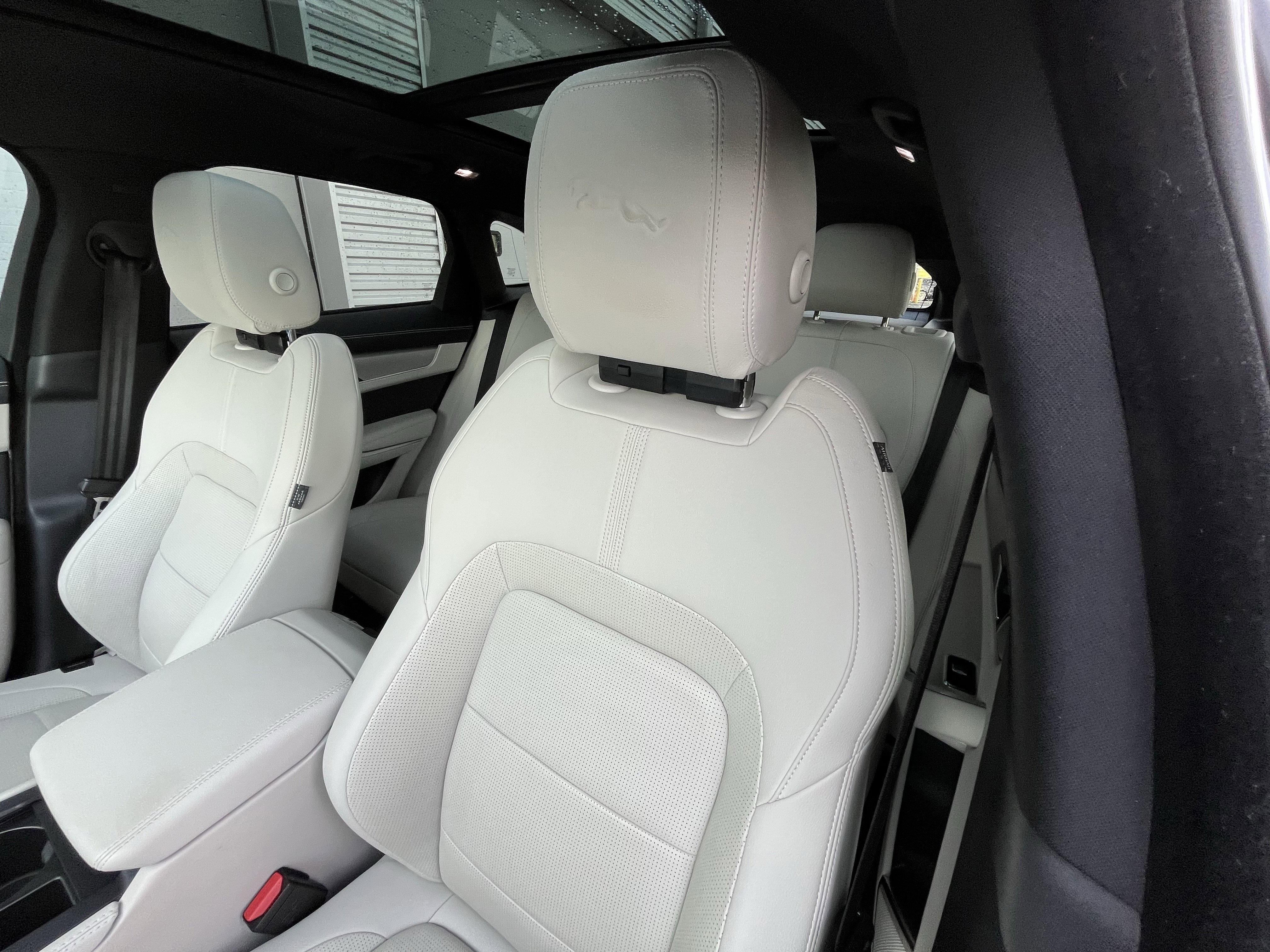 Used 2025 Jaguar F-PACE R-Dynamic S image 16