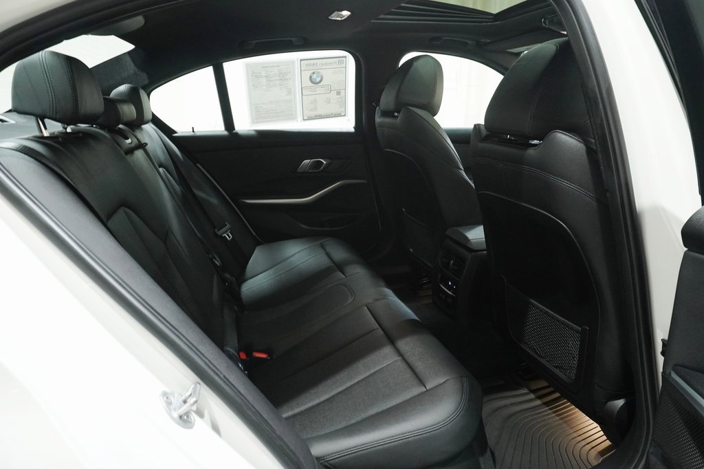 Used 2020 BMW 330i xDrive Sedan w/ Convenience Package image 15