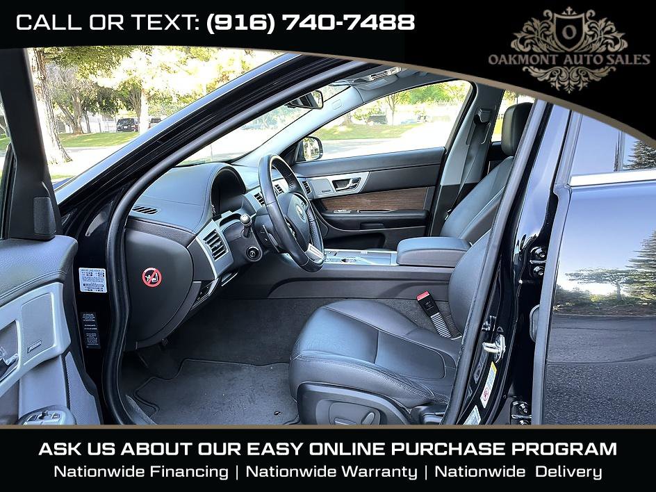 Used 2013 Jaguar XF RWD image 16