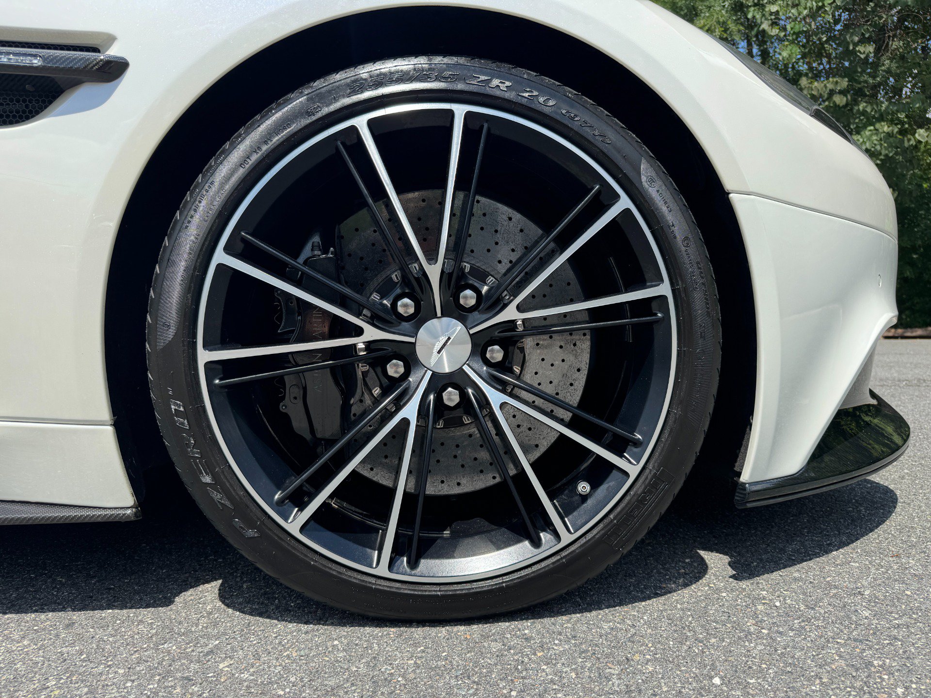 Used 2014 Aston Martin Vanquish Coupe RWD image 70