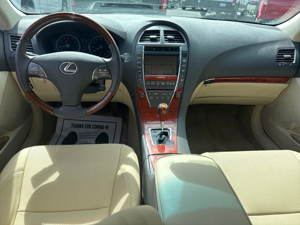 Used 2011 Lexus ES 350 FWD image 8
