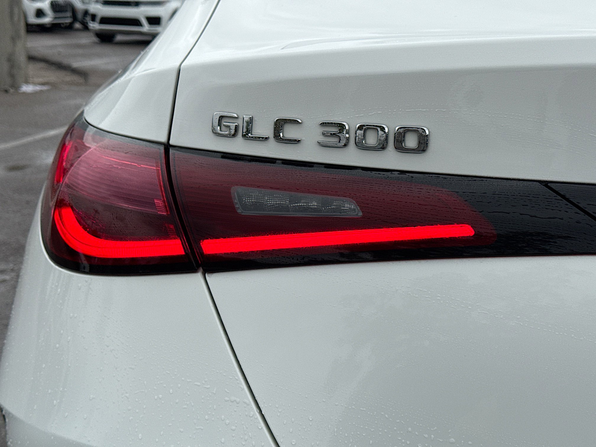 Used 2024 Mercedes-Benz GLC 300 4MATIC image 10