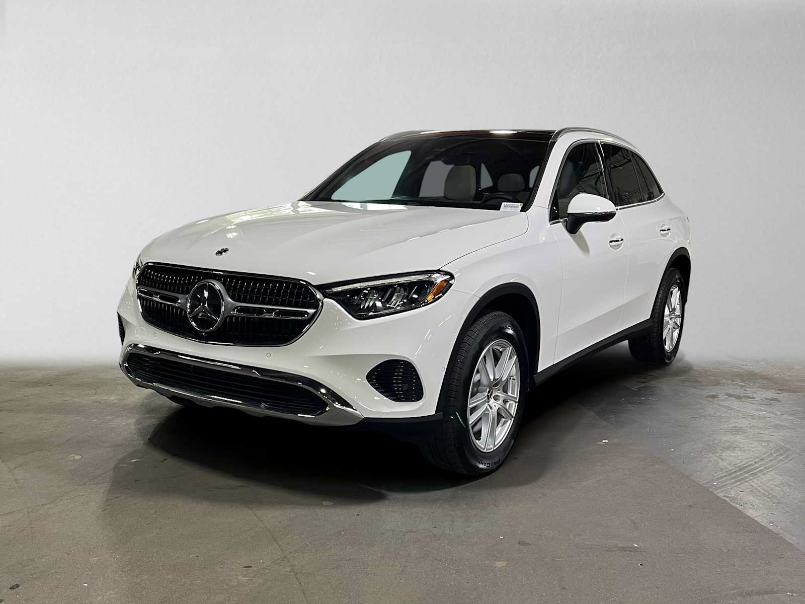 Used 2026 Mercedes-Benz GLC 300 4MATIC image 7