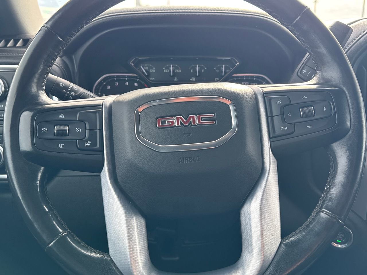 Used 2019 GMC Sierra 1500 SLE image 16