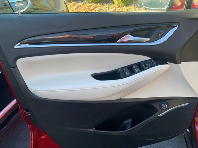 Used 2023 Buick Enclave Essence w/ Experience Buick Package image 6