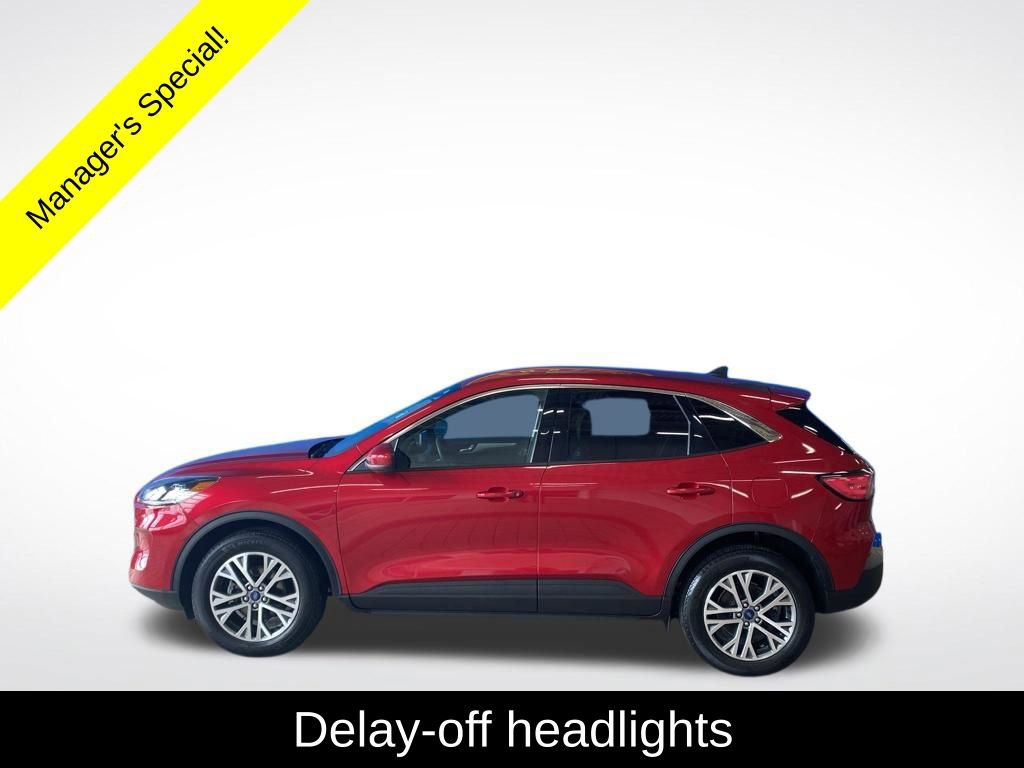 Used 2022 Ford Escape SEL w/ Equipment Group 302A AWD/4WD image 17