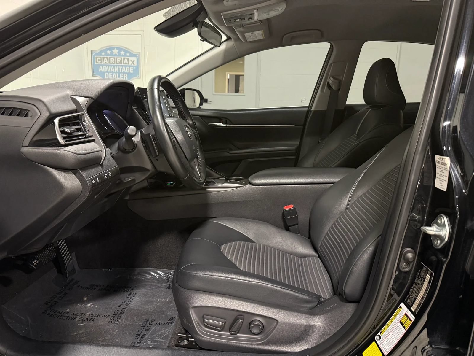 Used 2022 Toyota Camry SE FWD image 12