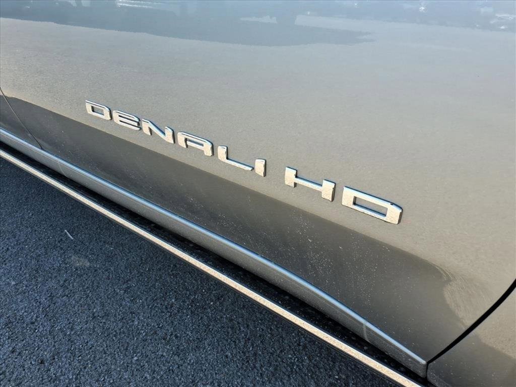 New 2026 GMC Sierra 2500 Denali Ultimate w/ Max Trailering Package image 11