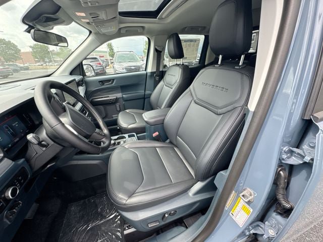 New 2025 Ford Maverick Lariat w/ Black Appearance Package AWD/4WD image 12