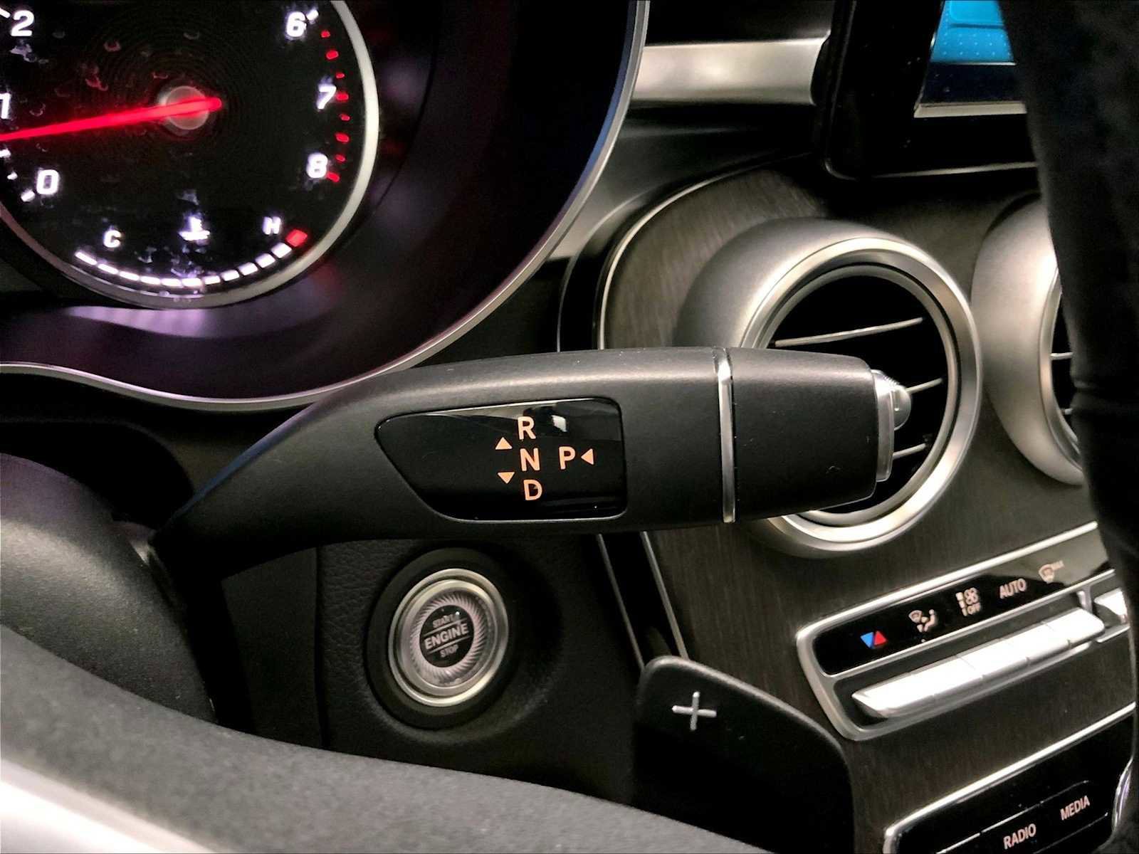 Used 2019 Mercedes-Benz C 300 4MATIC Sedan image 17