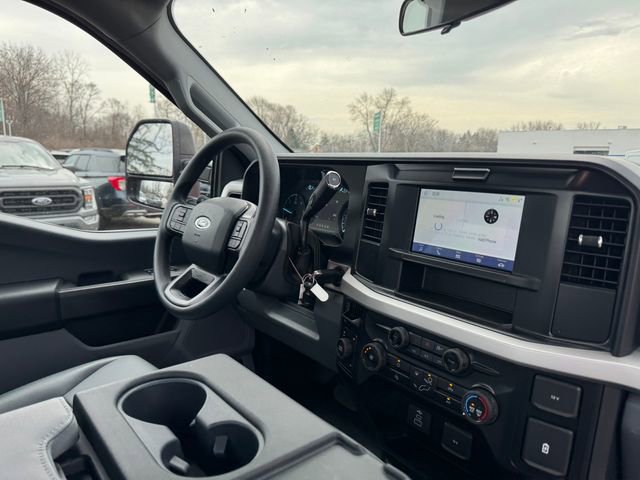 New 2026 Ford F550 4x4 Regular Cab Super Duty image 14
