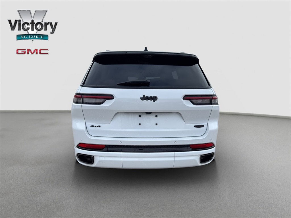 Used 2025 Jeep Grand Cherokee L Summit w/ Advanced Protech Group IV image 13
