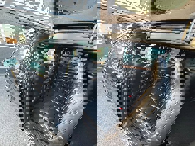 Used 2020 Tesla Model X Long Range image 34