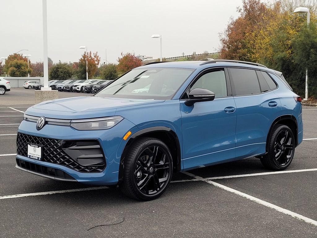 New 2026 Volkswagen Tiguan SE R-Line FWD image 9