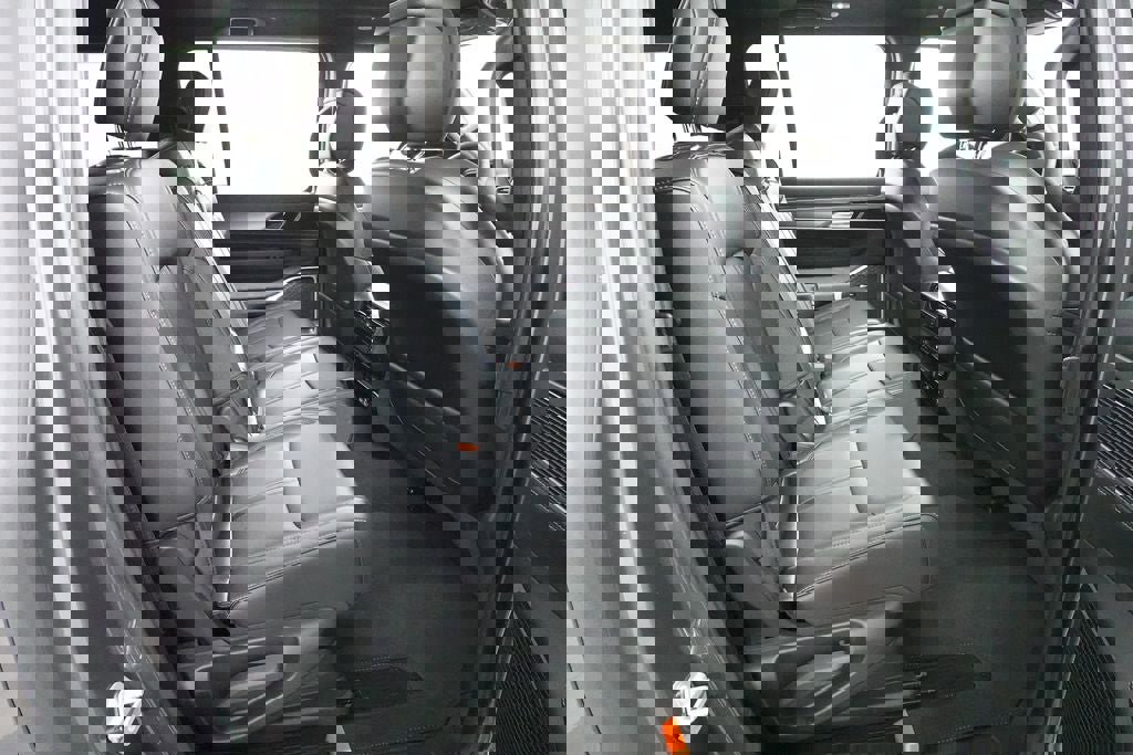 New 2026 Jeep Grand Wagoneer L 4WD w/ Premium Group I image 30